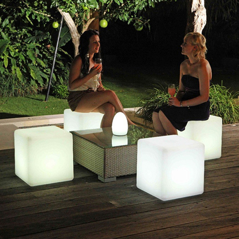 LED LED LUMION CUBE Light Creative Outdoor Outdoor Brackproof Stool KTV Square Chair Bar Bar Concert لتخطيط جو الأحداث