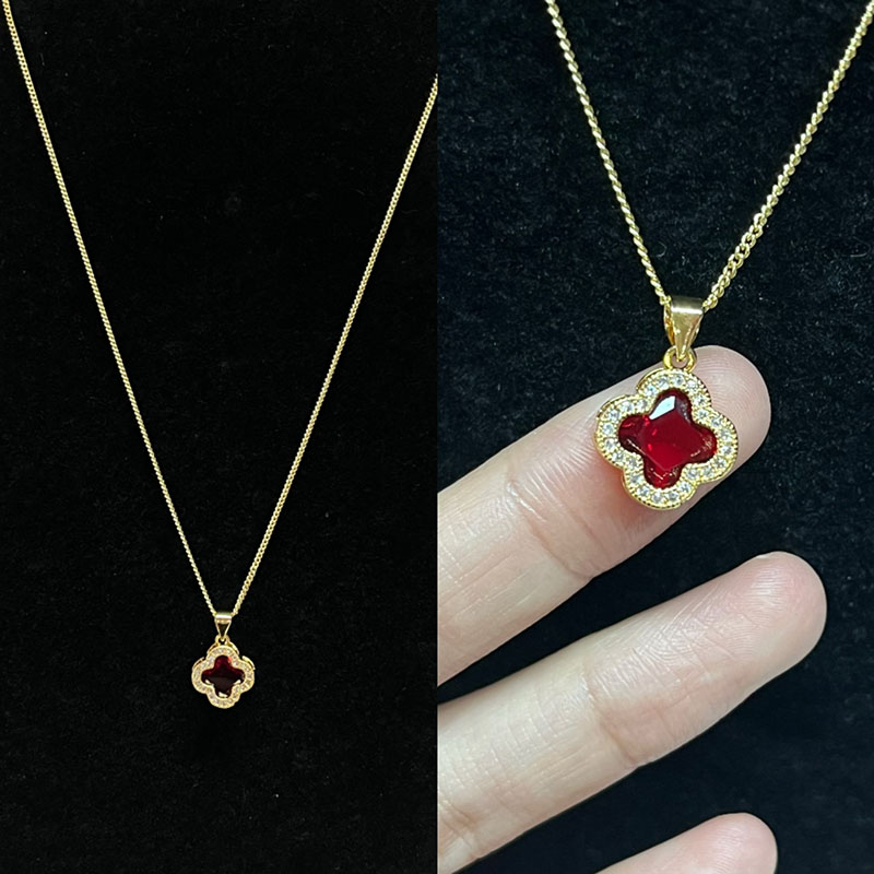 الذهب Ruby Ruby Blossom Gold-قلادة زهرة مطلية مع لهجات واضحة متألقة