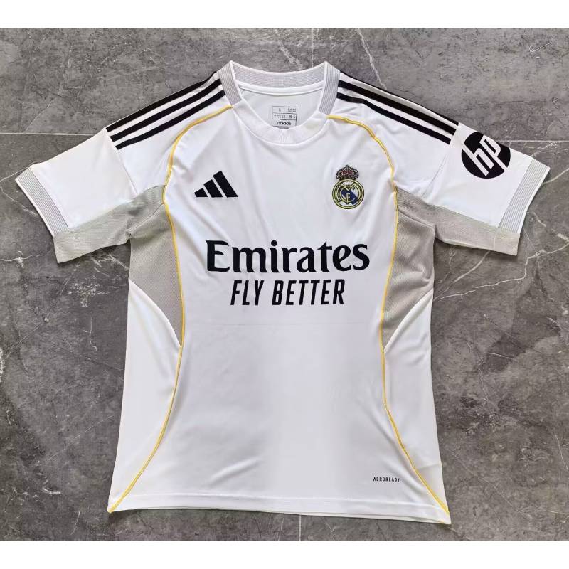 ريال مدريد 25/26 موسم القميص المنزل