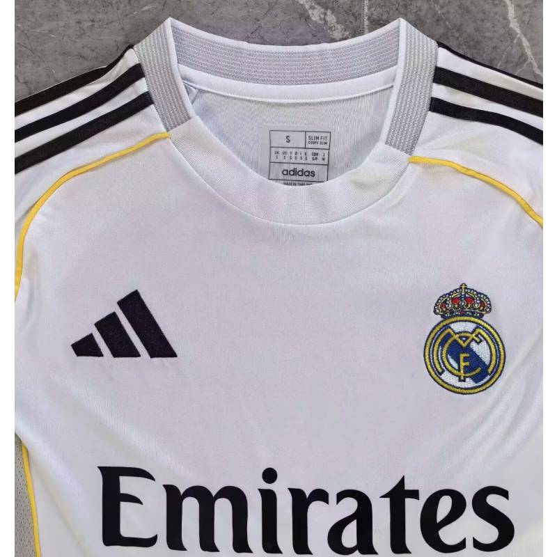 ريال مدريد 25/26 موسم القميص المنزل