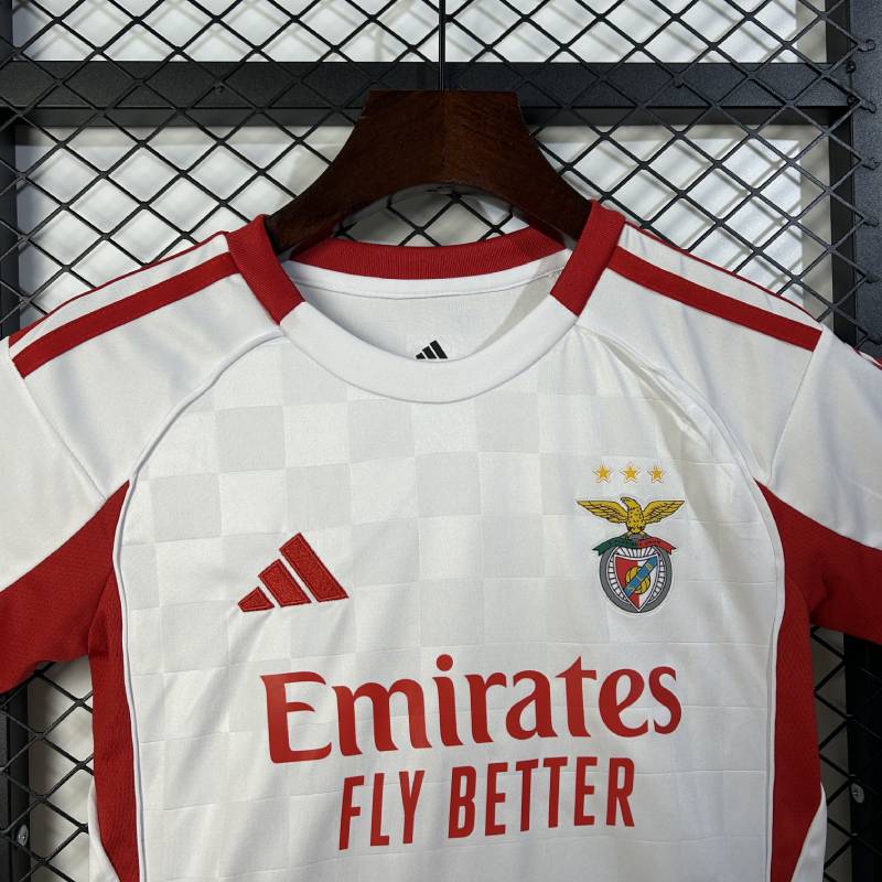 25/26 طفل Benfica المركز الثالث حجم اللعبة: 16-28
